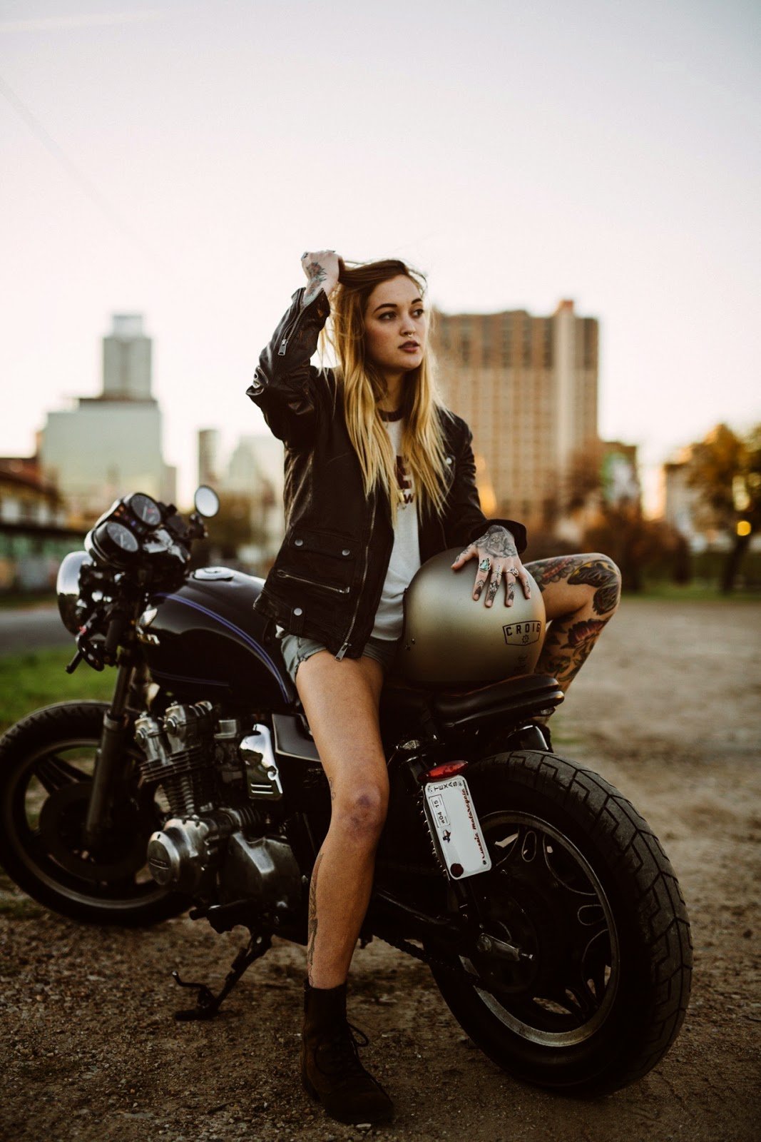 Beautiful girls and bikes in Montreal