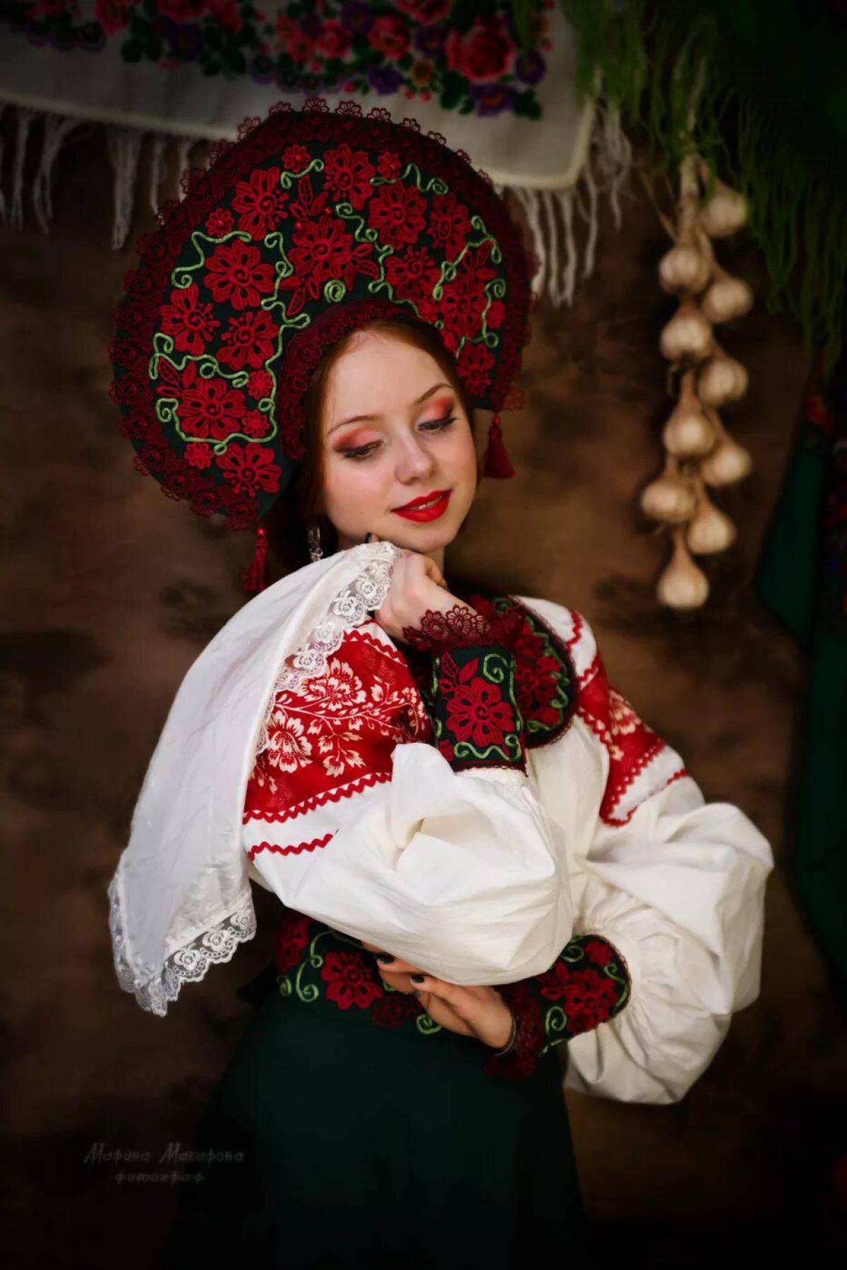 Women in Slavic costumes underwear in Montreal